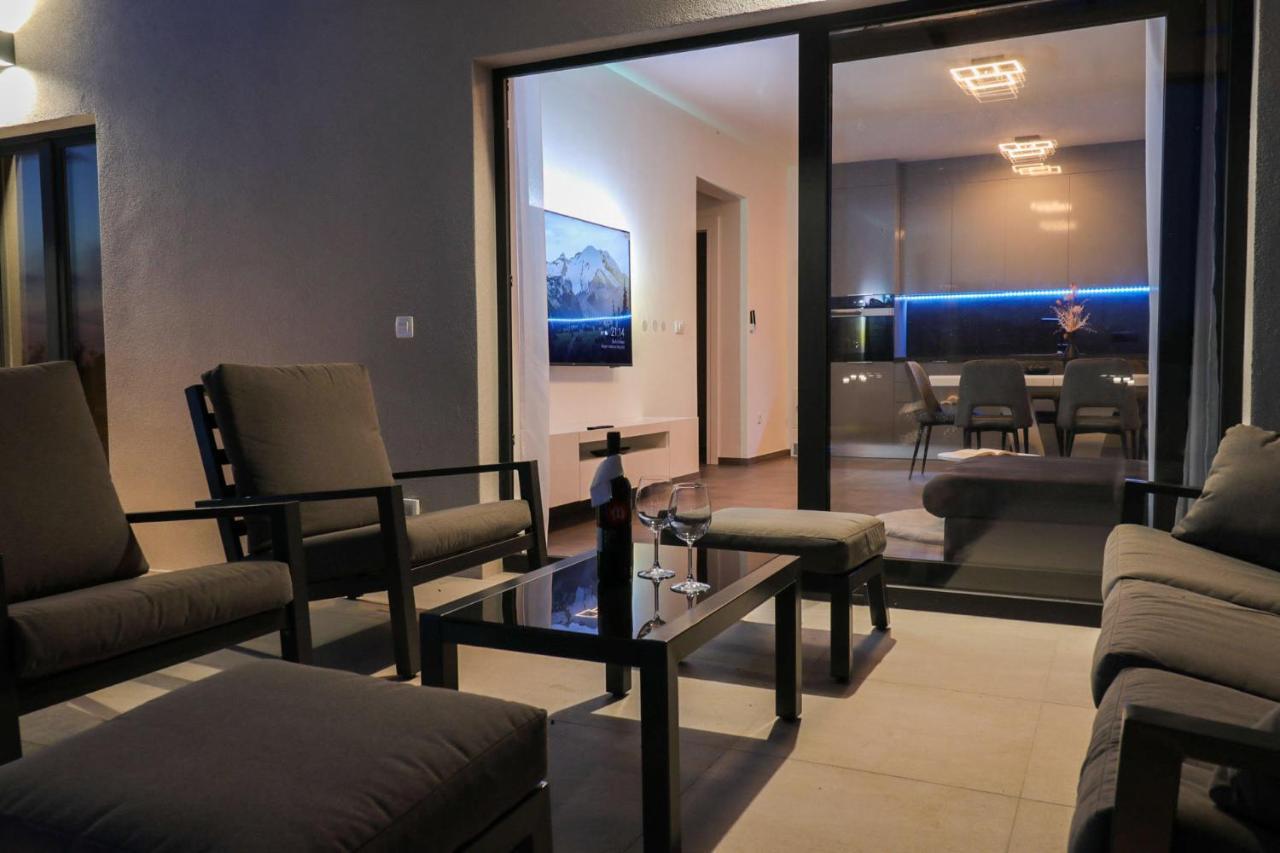 Villa Gemini Zara Esterno foto